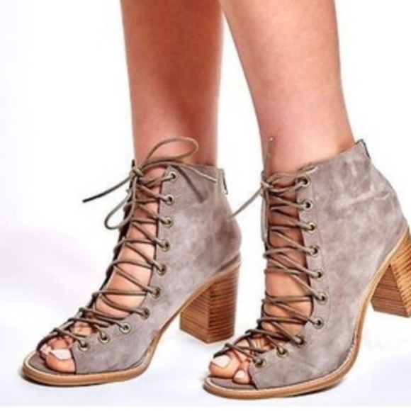 Jeffrey Campbell - CORS - Suede Taupe Lace Up Heels Size 7 - Picture 1 of 15